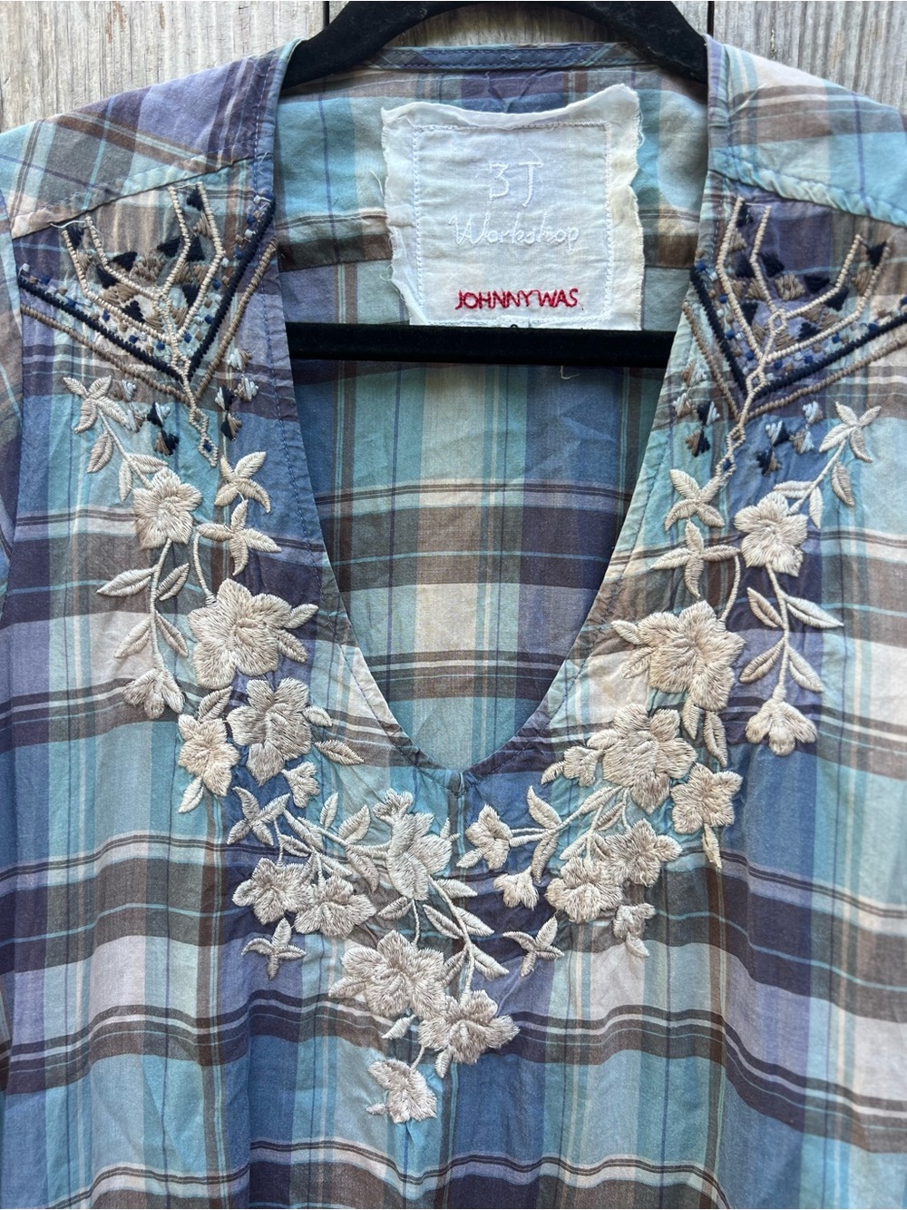 JOHNNY WAS Purple Blue Plaid Embroidered Boho SS Women’s Small Top - Picture 4 of 11